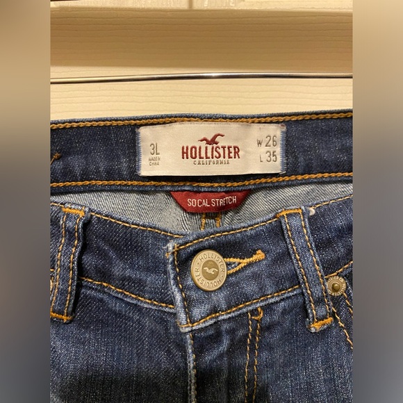 Hollister 3L low Rise Skinny Jeans
Size 26w & 35 L Hemmed to 31 L
SoCal stretch - Picture 3 of 3